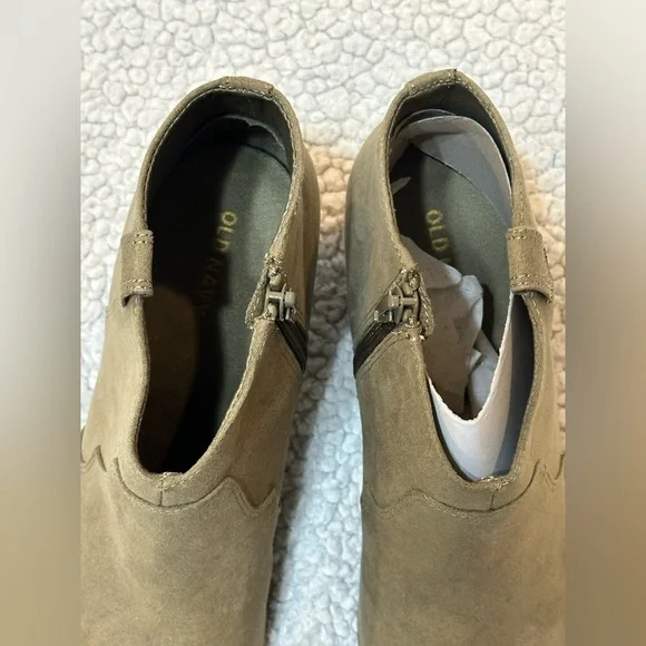 Old Navy Olive Faux-Suede Ankle Boots - Picture 9 of 15